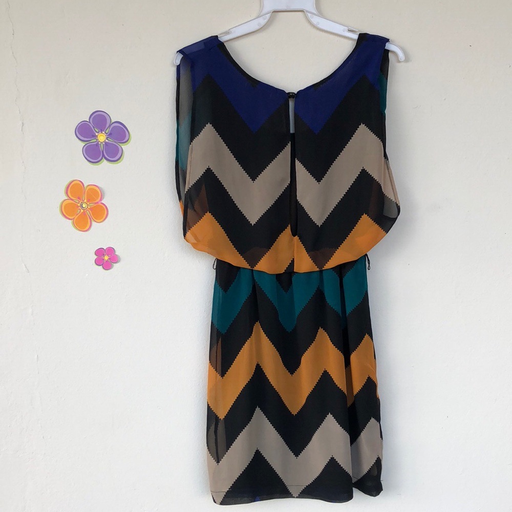 🔶 Short Dress - Picture 4 of 5